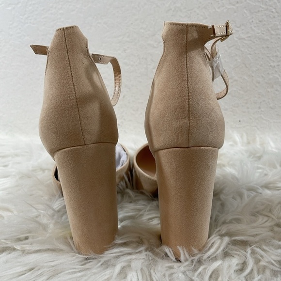 LULUS Laura Light Nude Suede Ankle Strap Chunky Heels Size 10 NEW - Picture 6 of 16